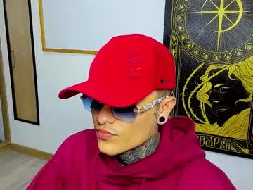 Chaturbate Live Sex Cam of dominic_devil1