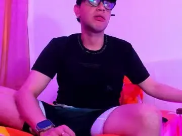 Chaturbate Live Sex Cam of john_white69