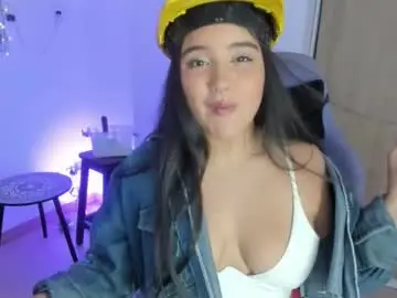 Chaturbate Nude Webcam of juli_santos_22