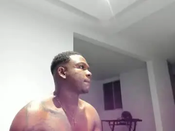 Chaturbate Live Sex Cam of troykhalil