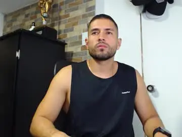 Chaturbate Live Sex Cam of walter_brownn01