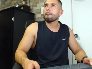 Chaturbate Best live sex cam show of walter_brownn01