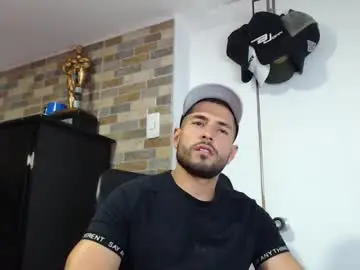 Chaturbate Live Sex of walter_brownn01