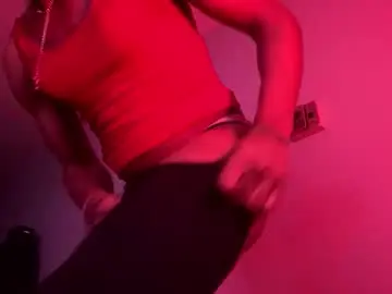 yelladaniella from chaturbate