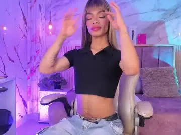 karinaadoll from chaturbate