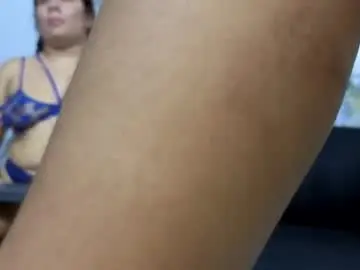 Chaturbate Adult Video Chat of party_with_medellin23