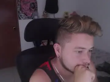 Chaturbate Adult Webcam of johanleonsweetboy