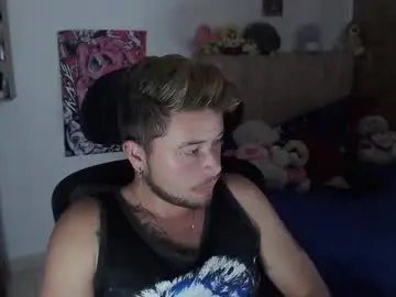 Chaturbate Adult Video Chat of johanleonsweetboy