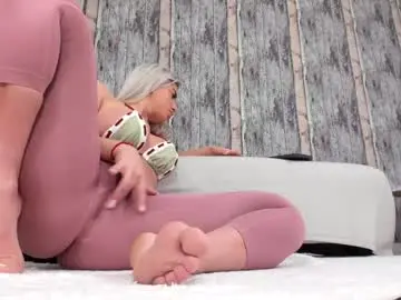 Chaturbate Watch Live Sex Cams of elisabeth_jason