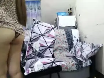 Chaturbate Free Porn Cam of kenneyjean33