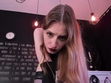Chaturbate Live Sex Cam of mistress_marlene