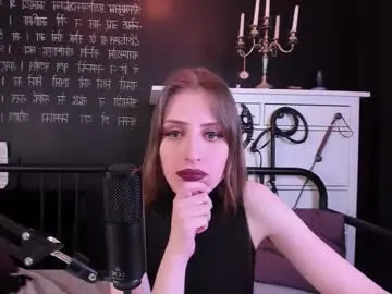 Chaturbate Nude Webcam of mistress_marlene