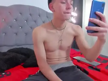 Chaturbate Free Porn Cam of alexander_collinss