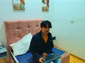 Chaturbate Free Porn Cam of ethan_briggs