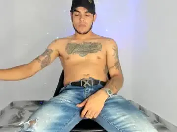 Chaturbate Free Porn Cam of mikee_scooth