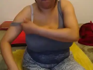 Chaturbate Live Porn of xxxbustybabe27x