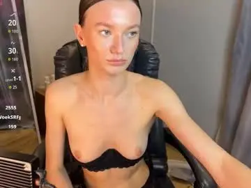 Chaturbate Live Sex Cam of evatoniz