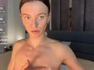 Chaturbate Watch Live Sex Cams of evatoniz