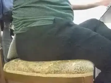 Chaturbate Live Sex of lily_lovelyman_