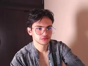 Chaturbate Live Porn of little_daniell