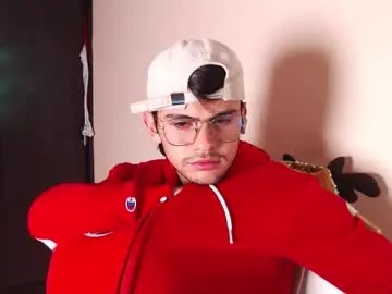 Chaturbate Free Porn Cam of little_daniell