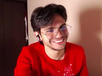 Chaturbate Live Sex Cam of little_daniell