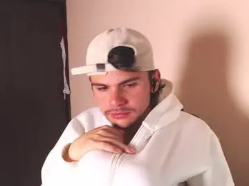 Chaturbate Adult Webcam of little_daniell