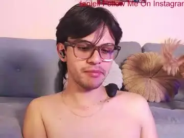 Chaturbate Sex Chat of little_daniell