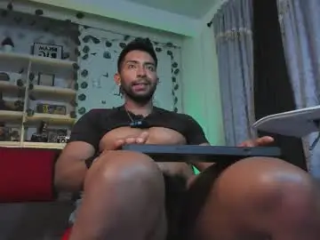 Chaturbate Best live sex cam show of ryanboy30