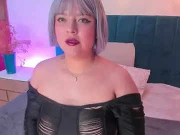 velvetcrowee from chaturbate