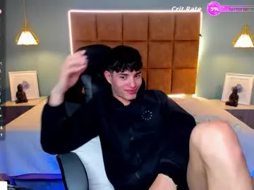 Chaturbate Adult Webcams of alejootwink