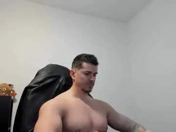 Chaturbate Live Sex Cam of alphagodleatherking92