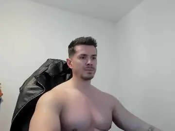 Chaturbate Free Porn Cam of alphagodleatherking92