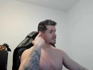 Chaturbate Nude Webcam of alphagodleatherking92