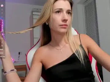 Chaturbate Adult Webcams of askcaroline