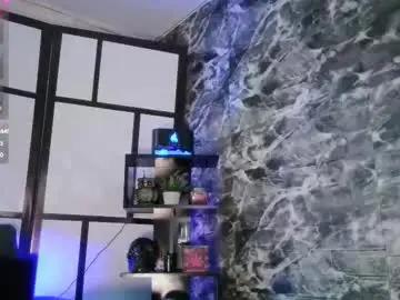 Chaturbate Free Live Porn of darkly_waxx