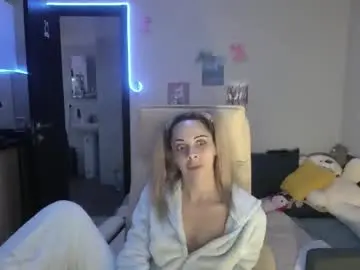 Chaturbate Live Sex Cam of lady_smile69