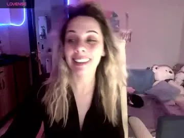 Chaturbate Free Porn Cam of lady_smile69