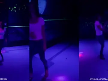 Chaturbate Nude Webcam of davids_angelsxxx