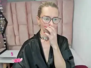 Chaturbate Free Live Porn of issa_milf__