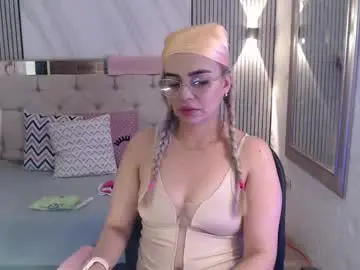 Chaturbate Adult Video Chat of julieta__fox_