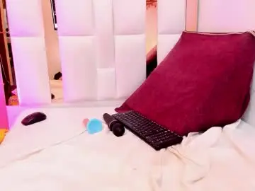 Chaturbate Best live sex cam show of malu_hot69