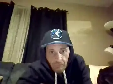 Chaturbate Live Sex Cam of cooldadisalone