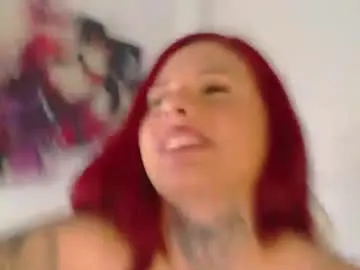 Chaturbate Sex Cam of maddy_vicius19