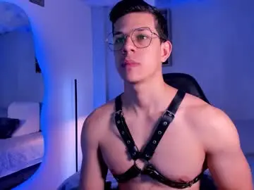 Chaturbate Live Sex Cam of marcosullivan_