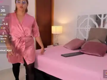 mikaelastonne from chaturbate