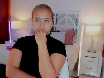 Chaturbate Sex Chat of mikaelastonne