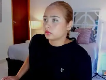 Chaturbate Watch Live Sex Cams of mikaelastonne