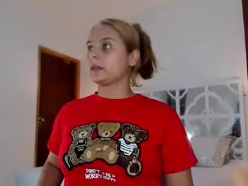 Chaturbate Sex Cam of mikaelastonne