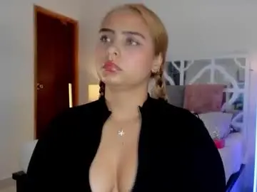 Chaturbate Nude Webcam of mikaelastonne